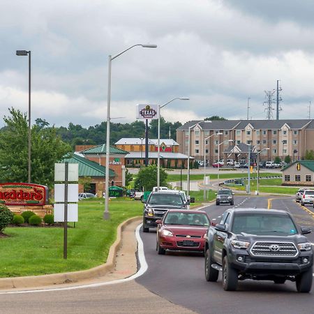 Hawthorn Suites By Wyndham Wheeling At The Highlands Triadelphia Экстерьер фото