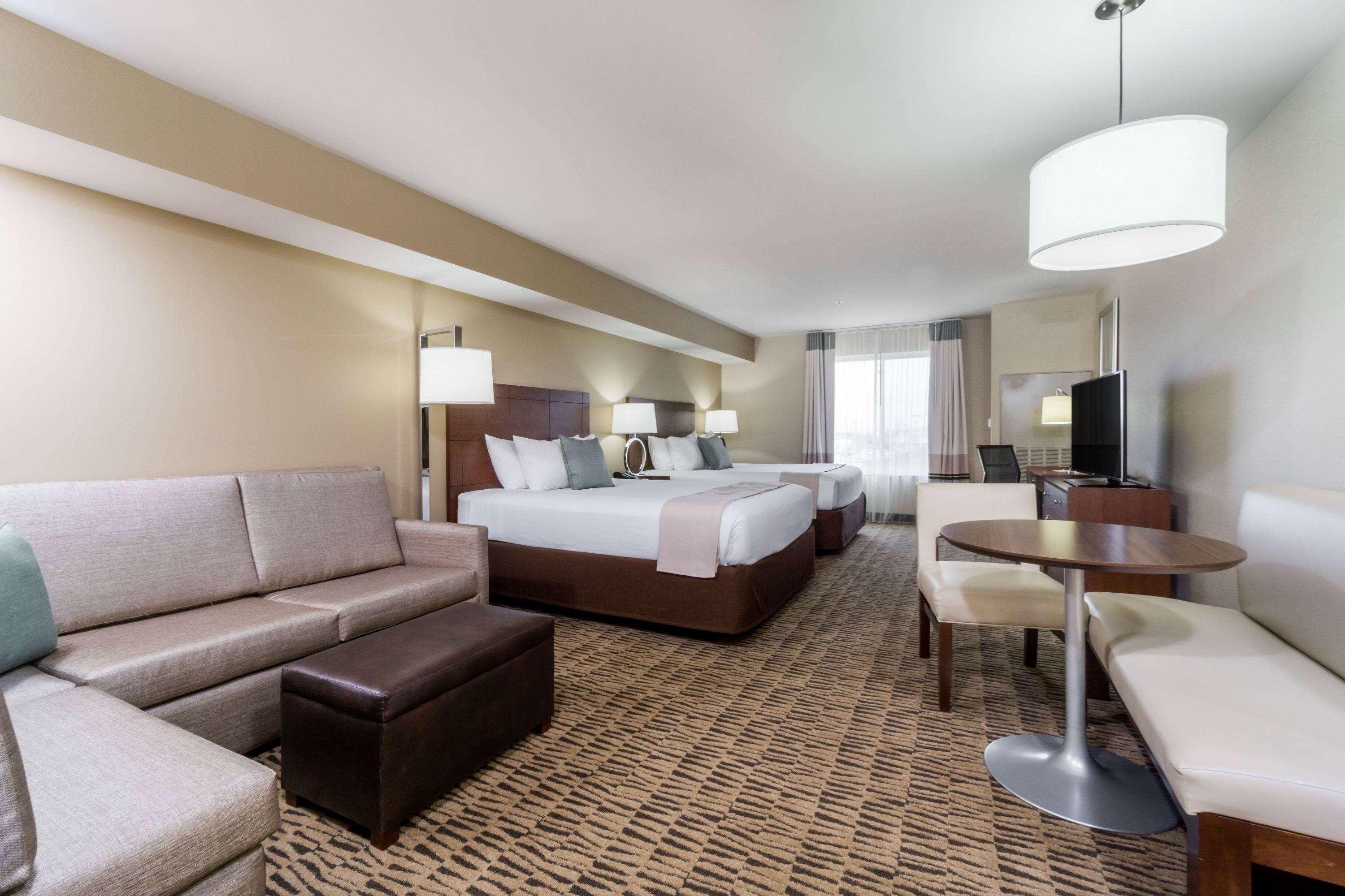 Hawthorn Suites By Wyndham Wheeling At The Highlands Triadelphia Экстерьер фото